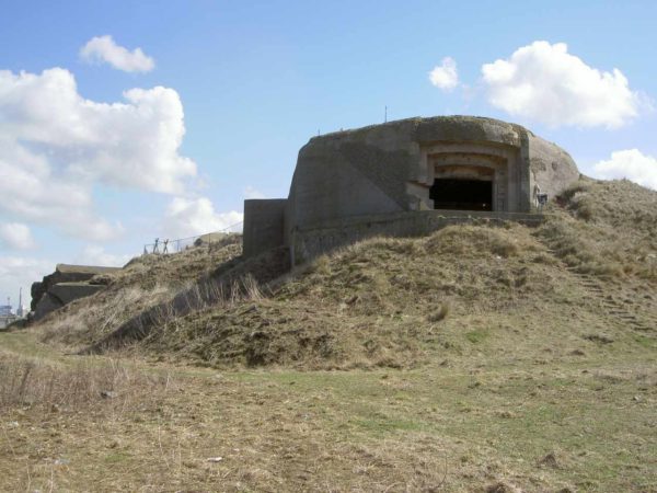 Festung IJmuiden-Bunker-M170-Casemate+656-Fifteen-man-bunker S.K..