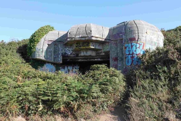 Bunker-671-Casemate-for-medium-pivoting-guns (120°)